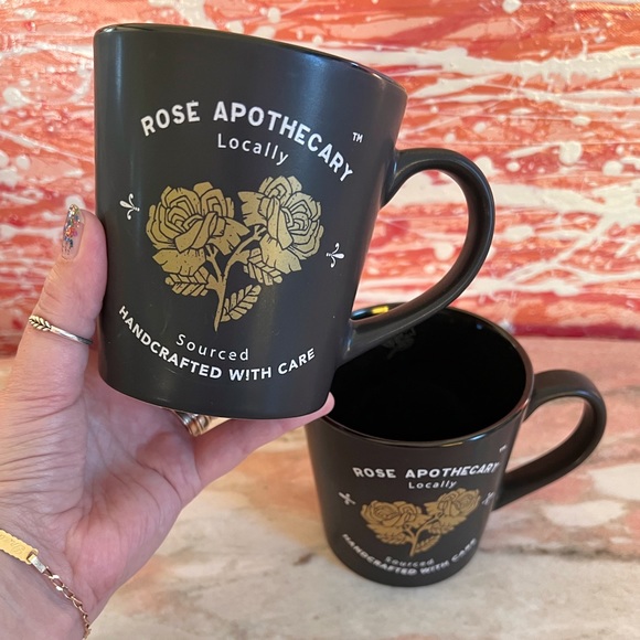 Schitts Creek Rose Apothecary Pair of Mugs NWOT Bébé Coffee Lover 🖤☕️ - Picture 1 of 8